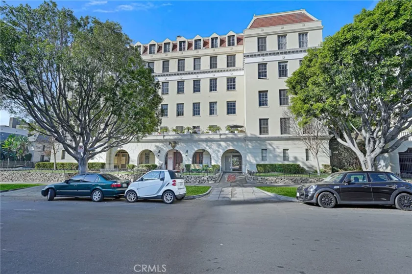 855 S Serrano Avenue #21A photo 1