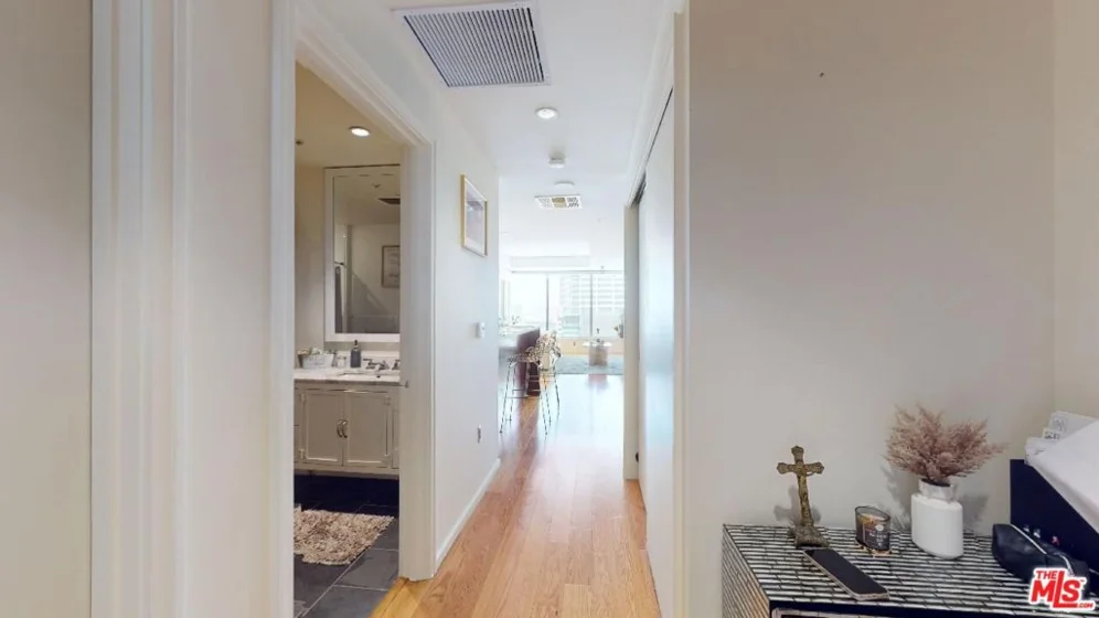1155 S Grand Avenue #1106 photo 5