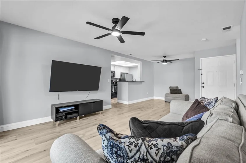 16377 Lakeshore #2B photo 4