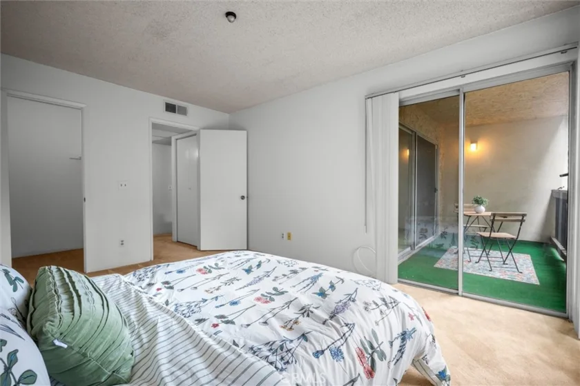 8120 Raintree Circle photo 14