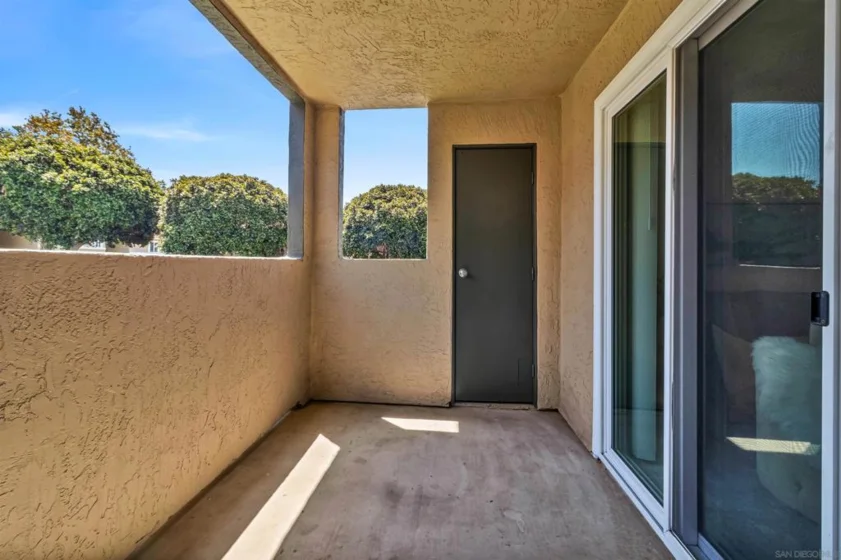 7425 Charmant Drive #2901 photo 18
