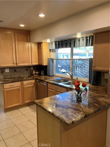 1413 Seven Hills photo 12