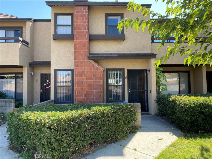 9252 Mast Boulevard #6 photo 1