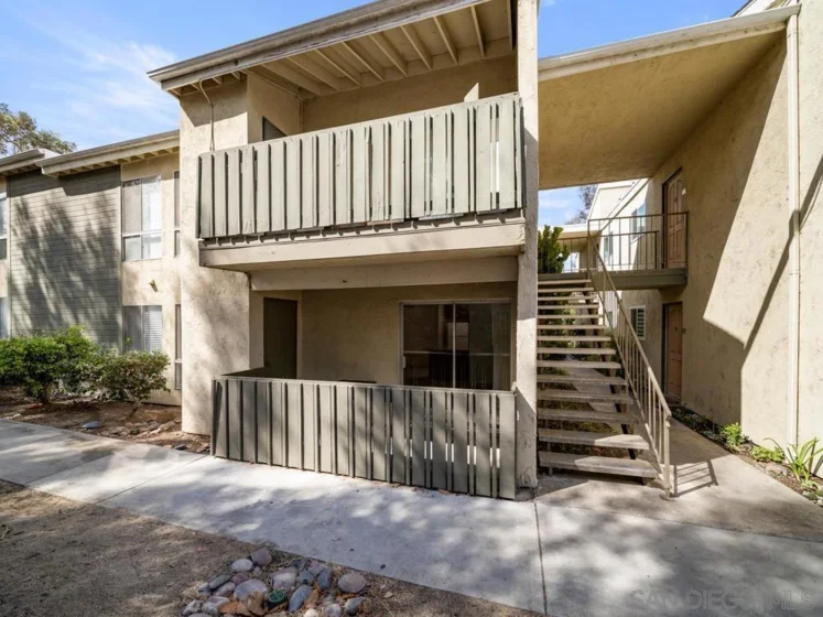 830 W Lincoln Avenue #174 photo 4