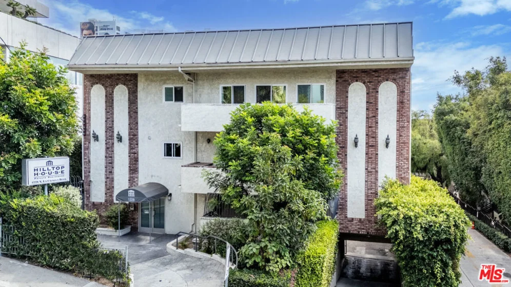 1228 N La Cienega Boulevard #102 photo 1