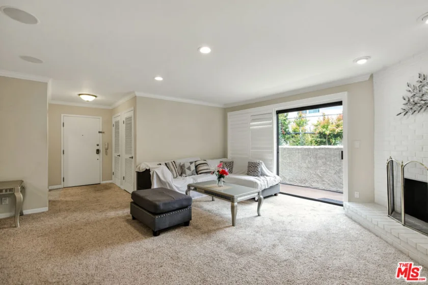 1110 S Shenandoah Street #8 photo 14