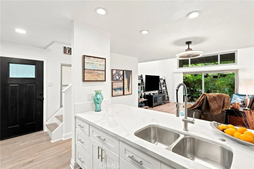 7890 E Spring Street #5L photo 9
