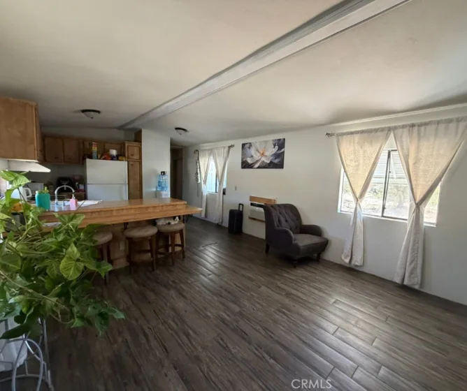 37525 E Benton Road photo 7