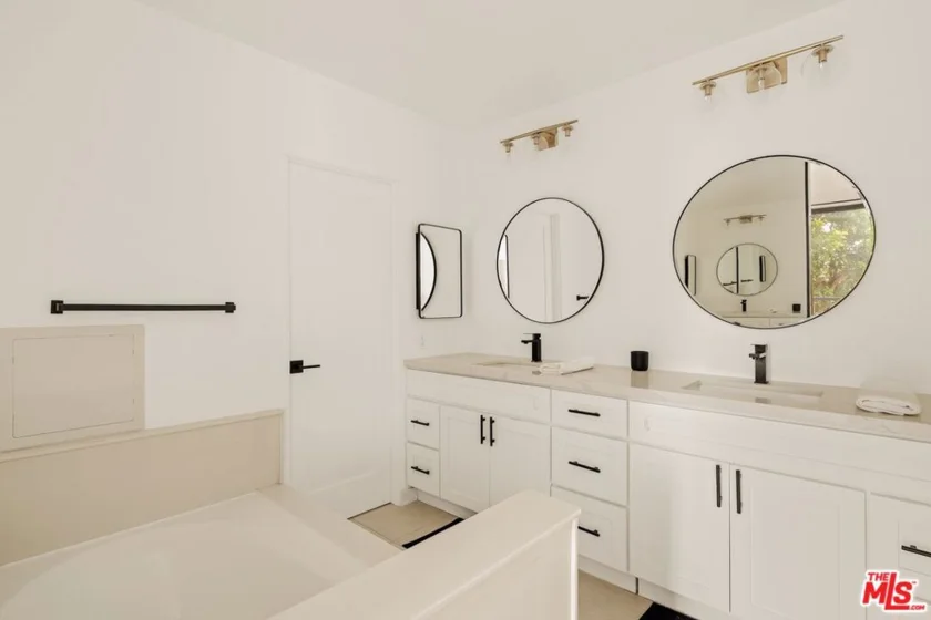 4600 Glencoe Avenue #2 photo 9