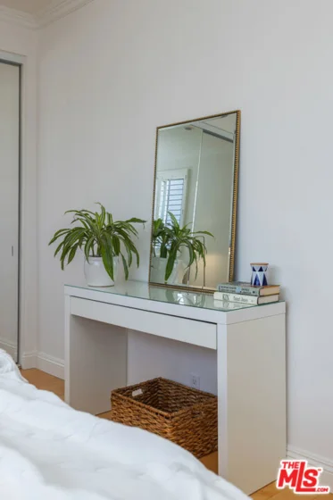 511 San Vicente Boulevard #306 photo 14