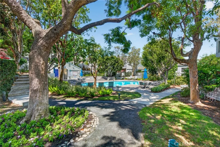 1150 W Capitol Drive #101 photo 34