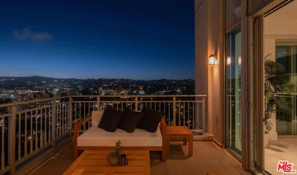 10727 Wilshire Boulevard #PH2 photo 44
