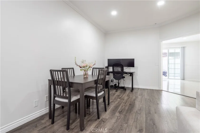18347 Saticoy Street #35 photo 4