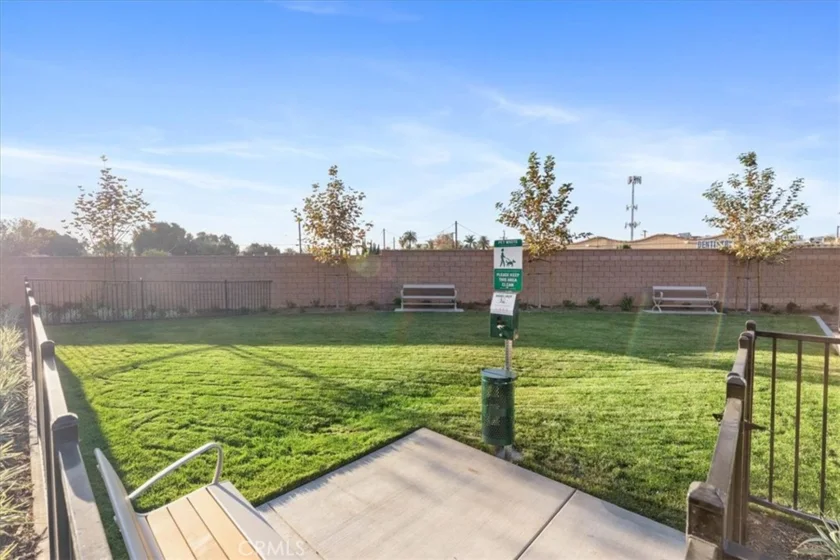 9524 Hannah Way photo 38