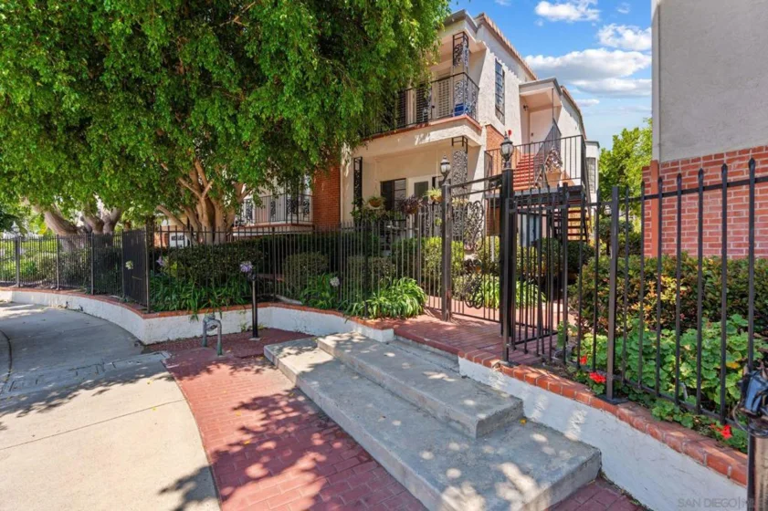 2630 Pirineos Way #4 photo 1