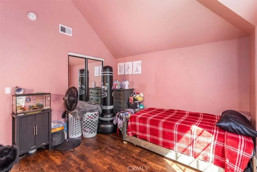 1731 E 68th #5 photo 54