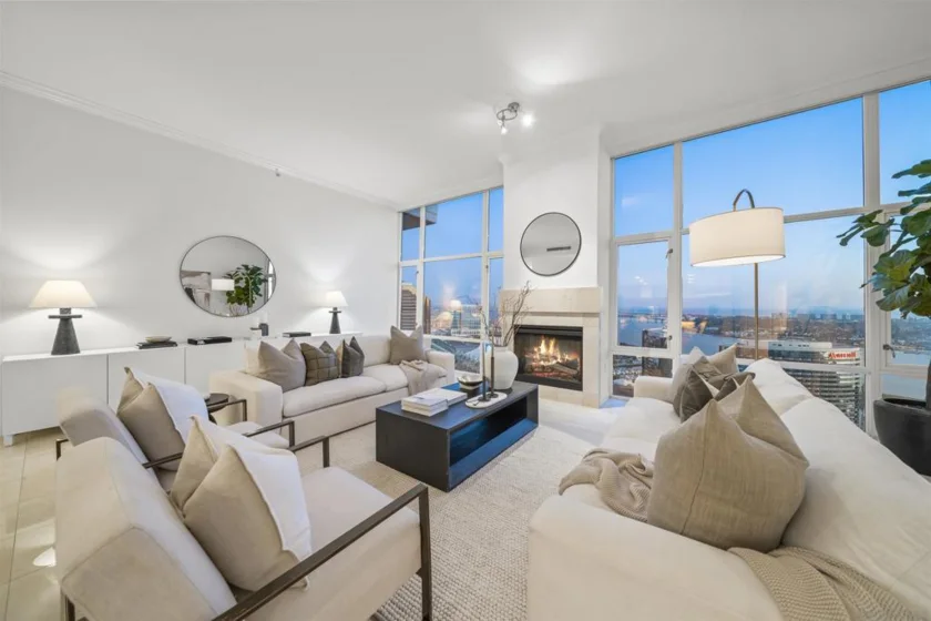 550 Front Street #3201 photo 1