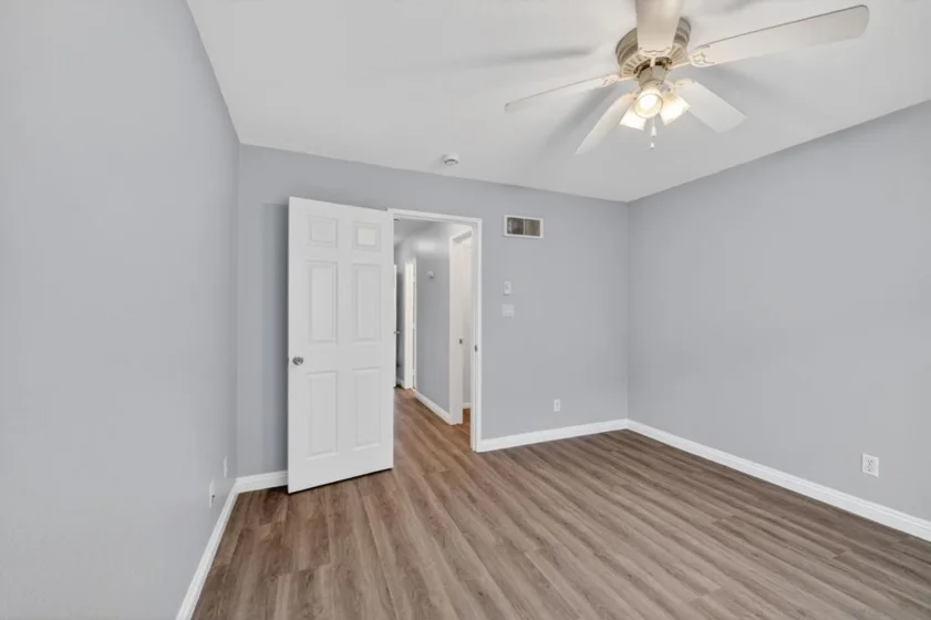 7545 Charmant Drive #1301 photo 7