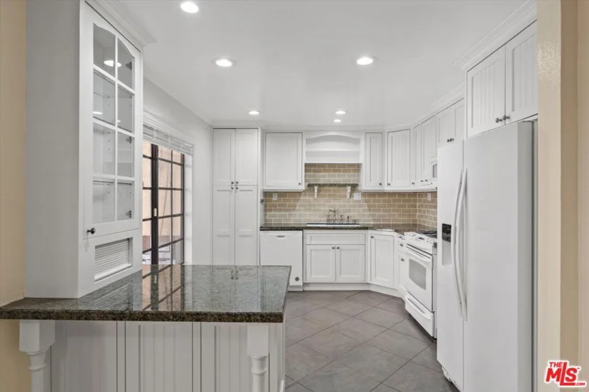 12321 Ocean Park Boulevard #2 photo 24