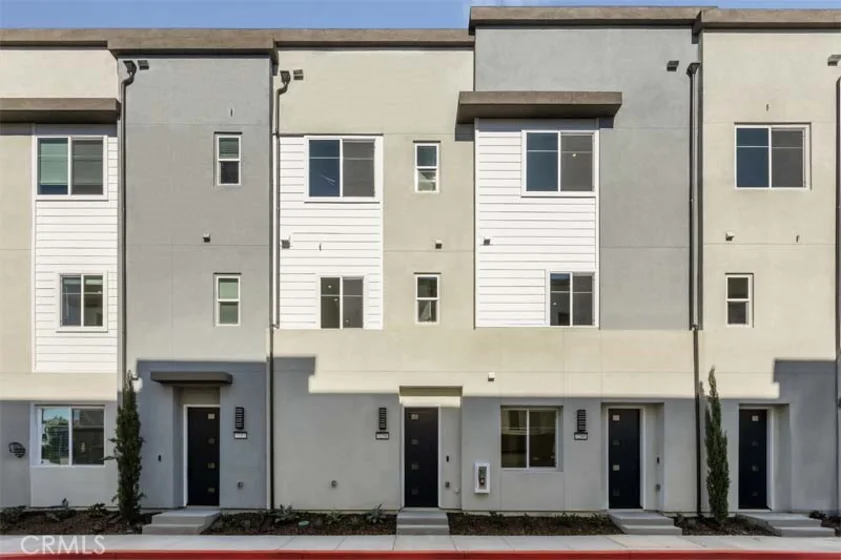 7255 Aura Circle photo 2