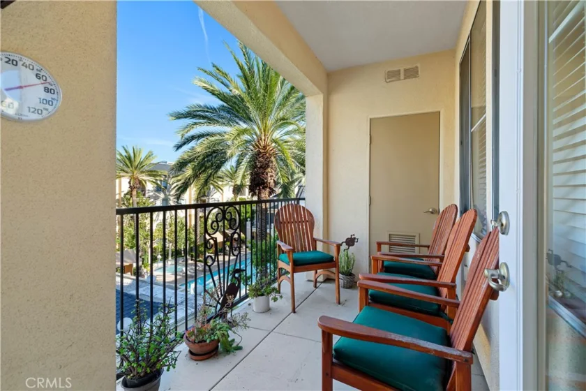 2408 Watermarke Place photo 8