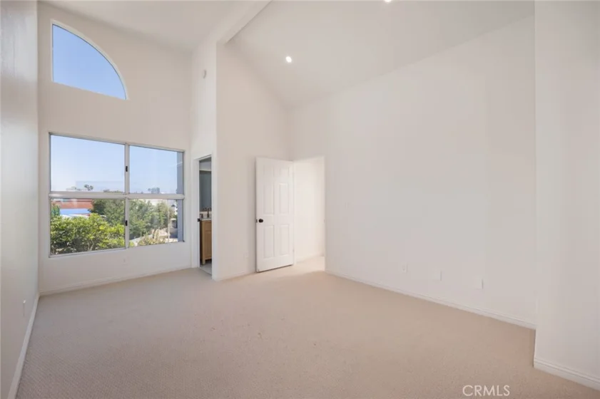 5455 Sylmar Avenue #2103 photo 14