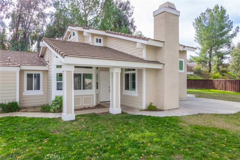 41603 Avenida De La Reina photo