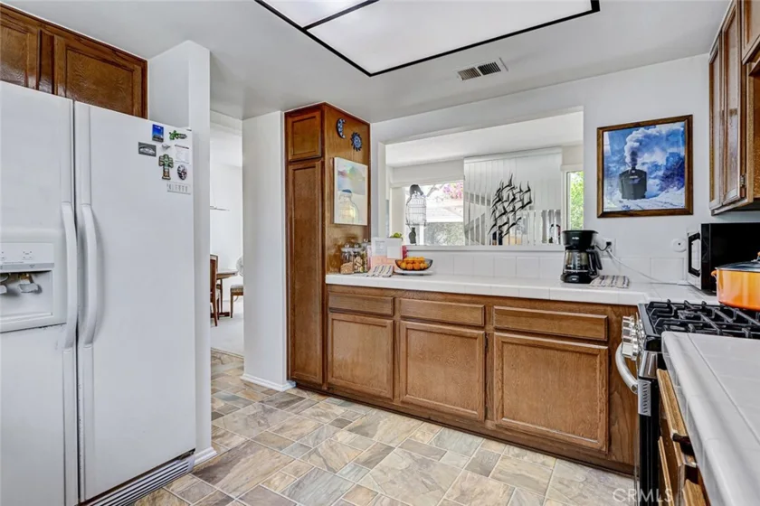 1150 W Capitol Drive #82 photo 12