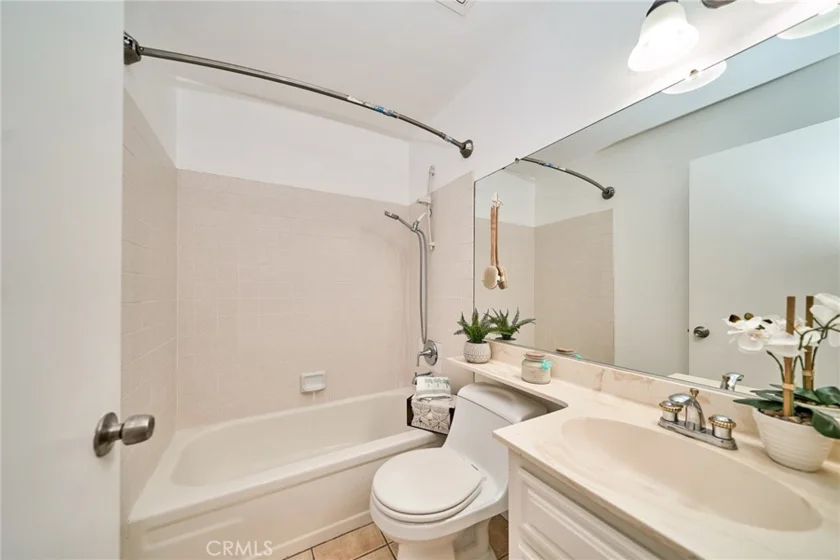1417 S Marguerita Avenue #10 photo 26