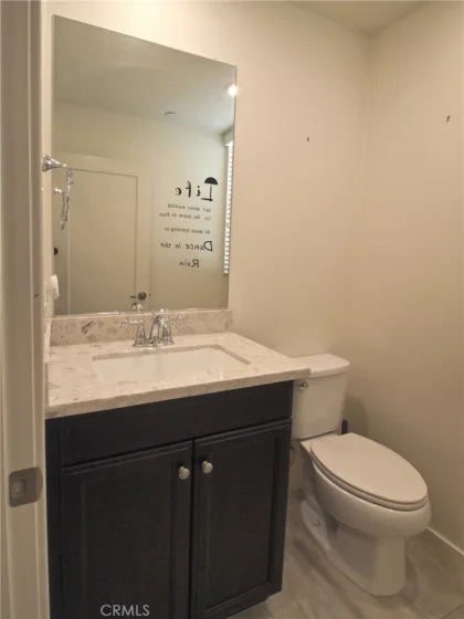 1581 E Lincoln photo 34