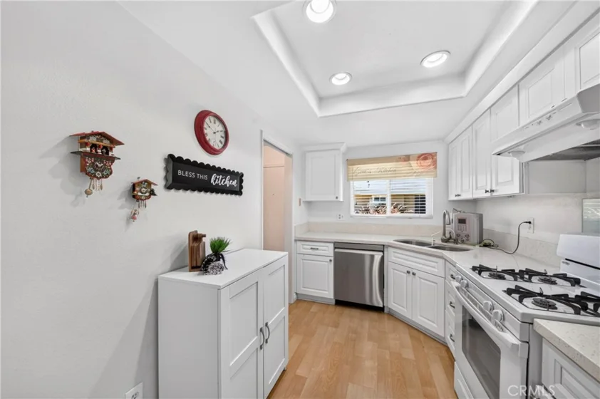 12114 Stonegate Lane photo 7