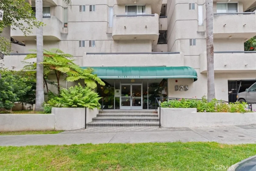 525 S Berendo Street #308 photo 1