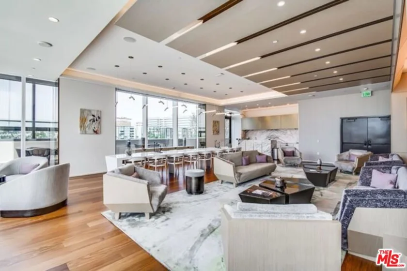 889 Francisco Street #2210 photo 11
