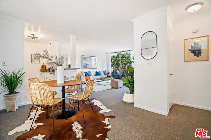 1731 Colby Avenue #201 photo 1