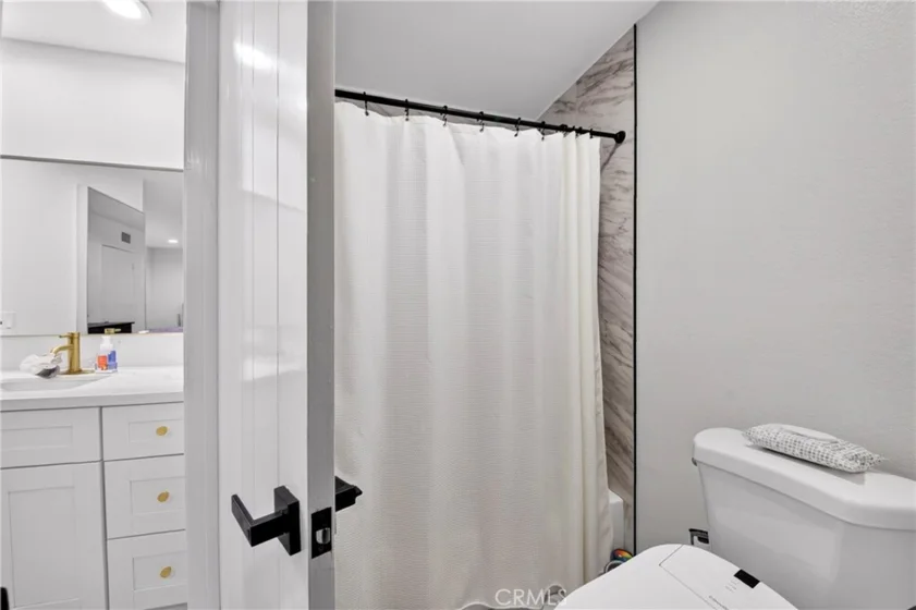 40 Candlewood photo 26