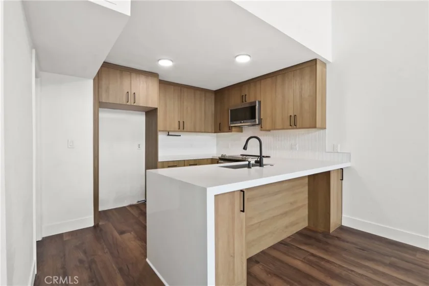 1404 N Tustin #P-3 photo 6