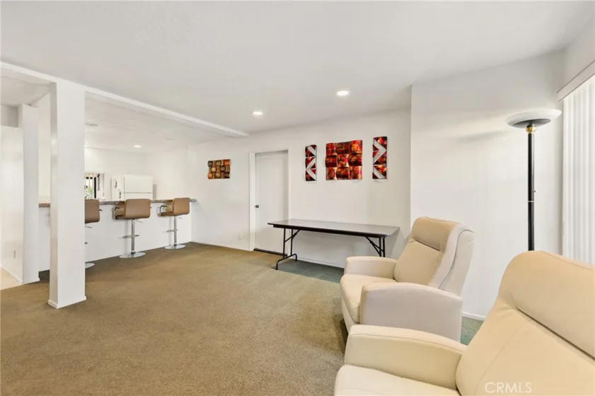441 E San Jose #111 photo 22