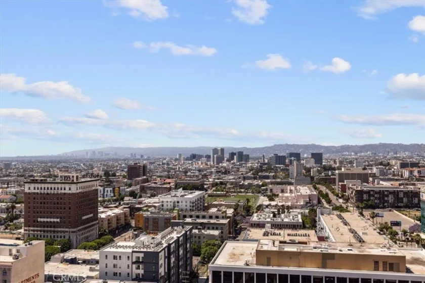 1100 Wilshire Boulevard #1812 photo 8
