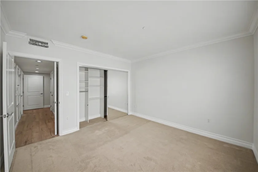 1878 Greenfield Avenue #204 photo 26