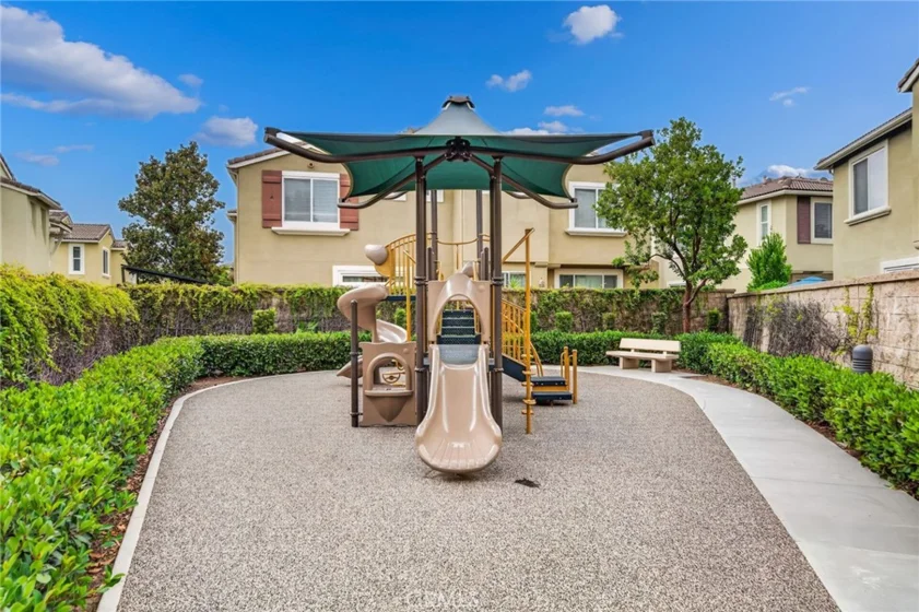 27571 Darrington Avenue #2 photo 30