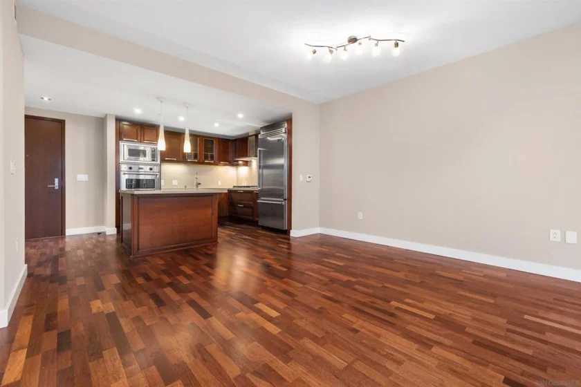 1325 Pacfiic Hwy. #2503 photo 10