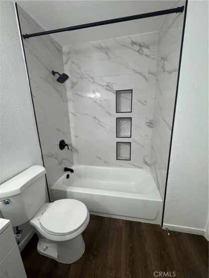 2548 Avenida Del Vista #T 202 photo 13