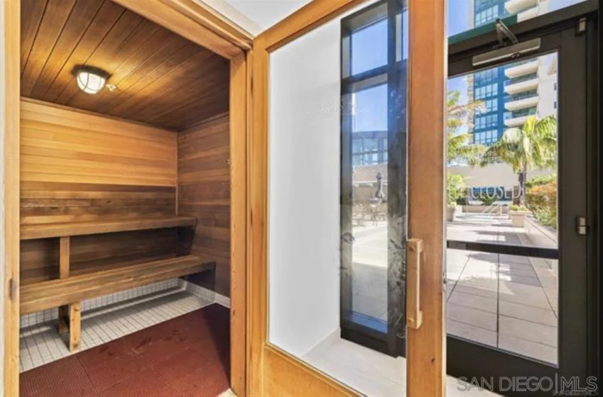 550 Front Street #1007 photo 30