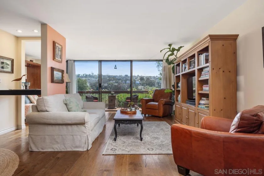 2564 Navarra Drive #113 photo 1