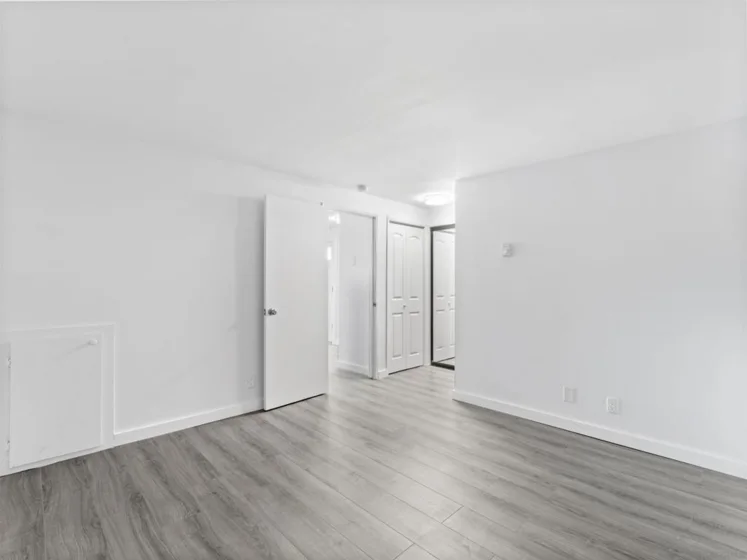 4057 Brant St Unit 8 photo 6