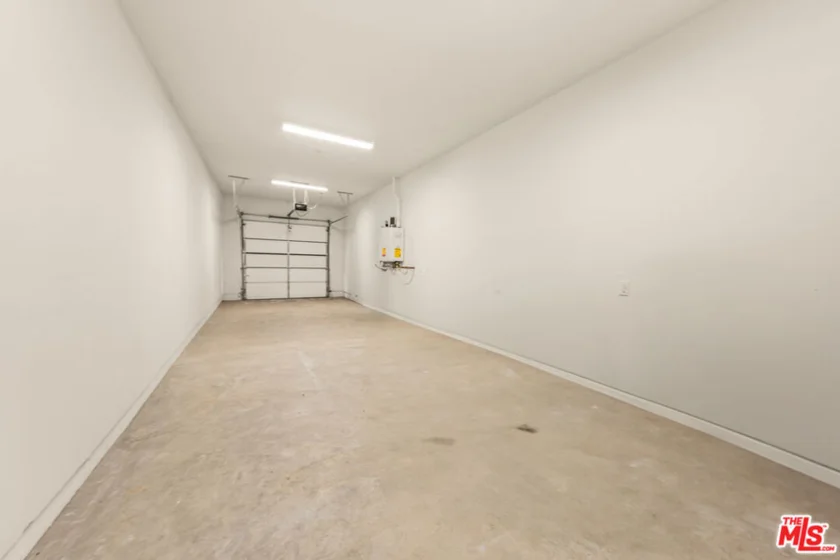 812 N Cleveland Street #1 photo 26