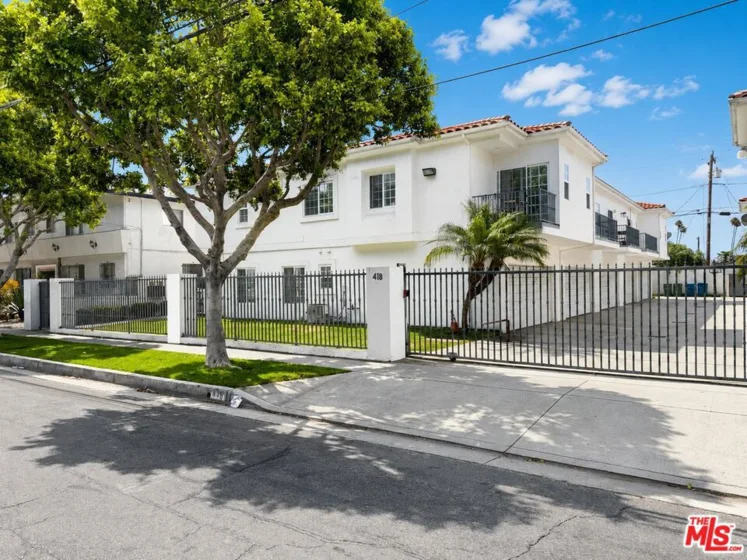 418 E Hardy Street #2 photo 1