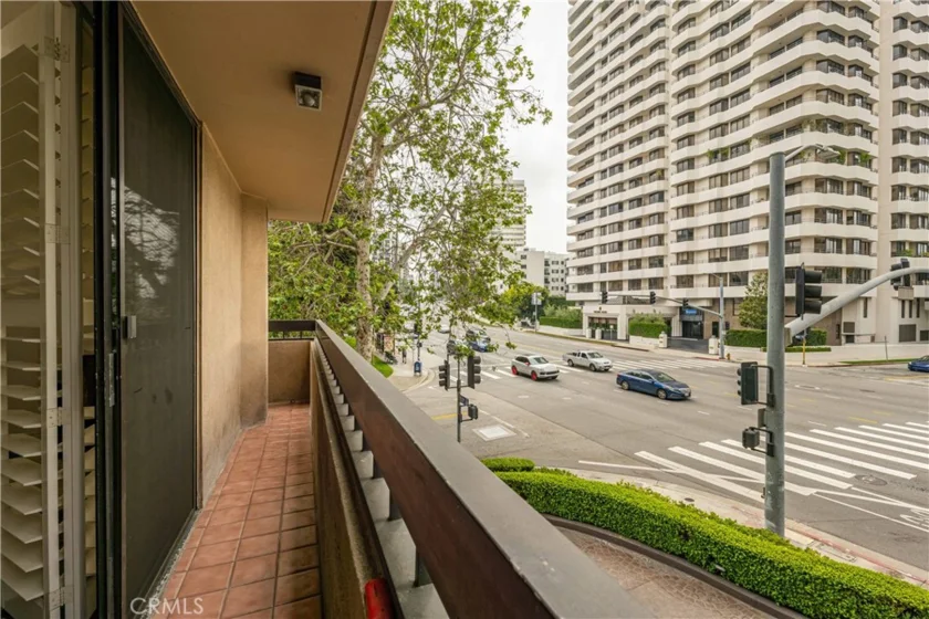 10590 Wilshire Boulevard #305 photo 21