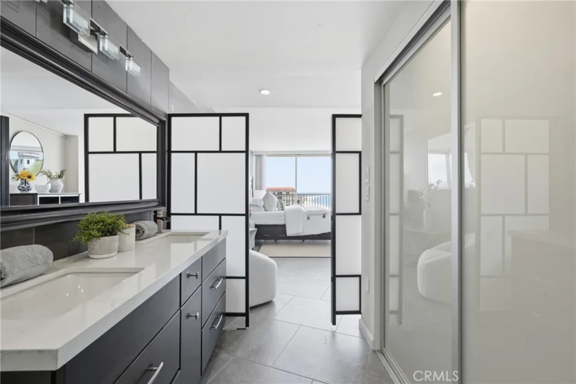 700 E Ocean Boulevard #2305 photo 23