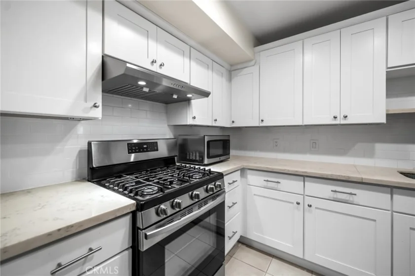 4501 Cedros #220 photo 12